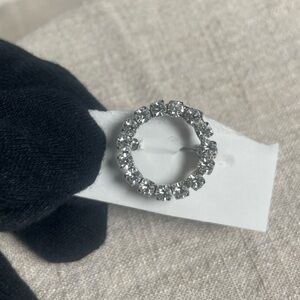 Elegant Silver Crystal Circle Brooch 0.5 inches